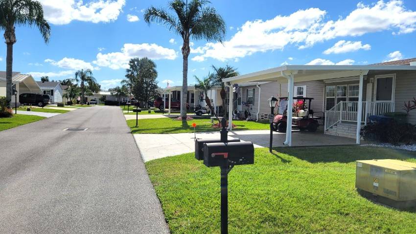 523 Leyland Cypress Way a Winter Haven, FL Mobile or Manufactured Home for Sale